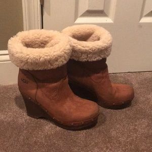 Women’s UGG Carnegie sheepskin wooden heel boot